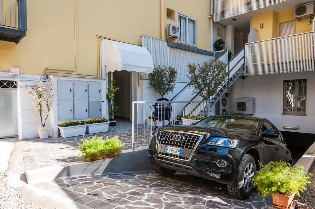 Residence Suisse Cattolica Exterior foto